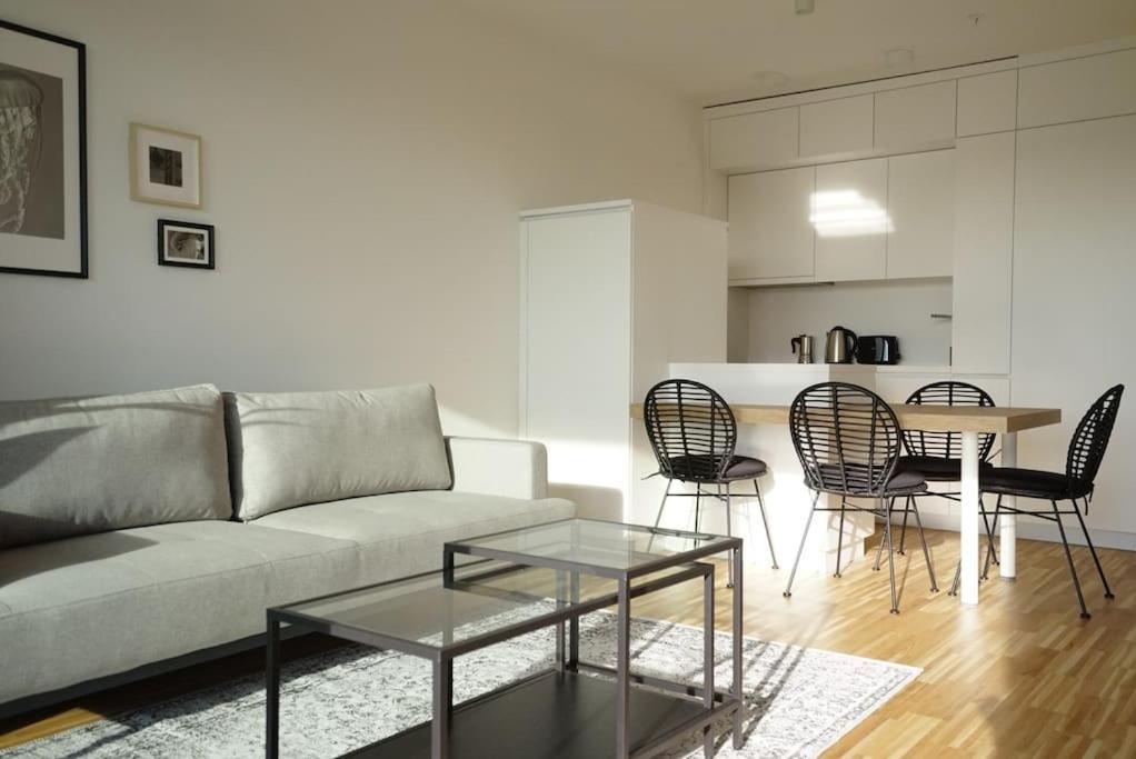 With Terrace Near Metro Station And Appartement